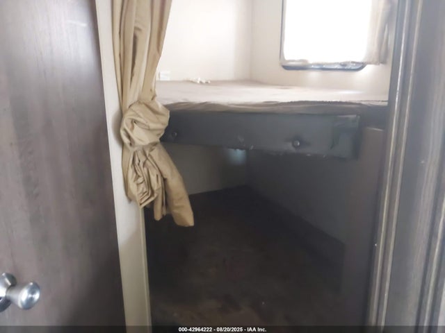 4X4TSMB2XJ7416427 Forest River 2018