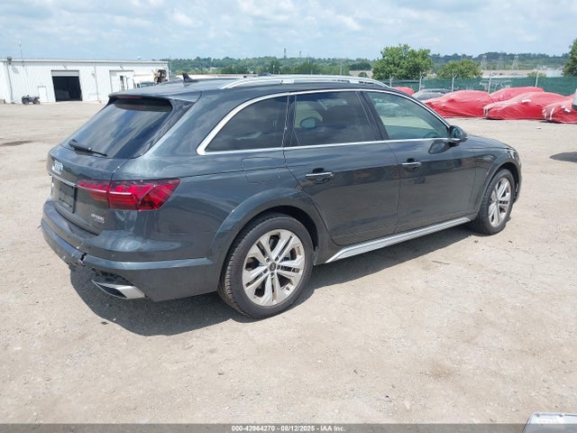 2025 AUDI A4 ALLROAD WA18AAF47SA002030 Photo 3