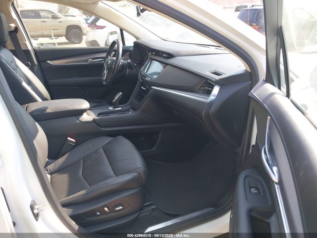 2019 CADILLAC XT5 1GYKNCRS2KZ300793 Photo 4