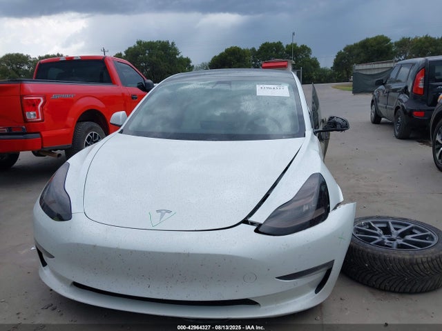 Tesla 2021 2021 5YJ3E1EB8MF852828 Image 13