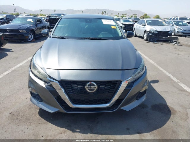 Nissan 2020 2020 1N4BL4CV5LN308275 Image 13