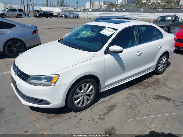 3VWD17AJ6EM373057 Volkswagen 2014