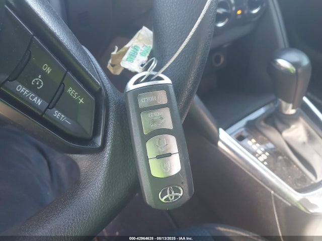 3MYDLBYV4LY712477 Toyota p5v