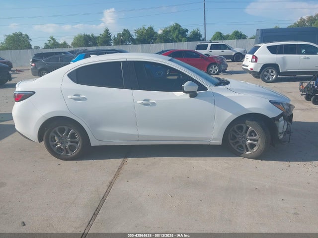 3MYDLBYV4LY712477 Toyota p5v