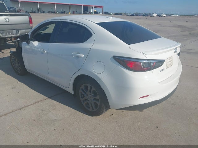 3MYDLBYV4LY712477 Toyota p5v