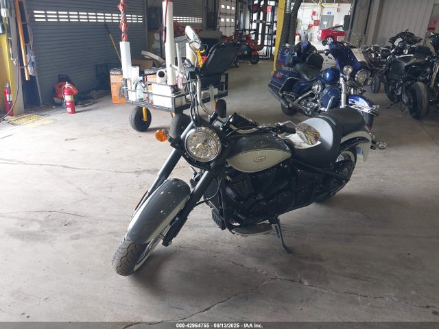 Kawasaki Vn900 E 2024 JKAVN2E19RA002027 Image 2