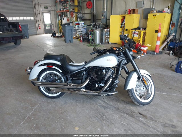 Kawasaki Vn900 E 2024 JKAVN2E19RA002027 Image 12