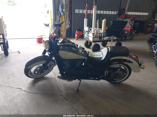 Kawasaki Vn900 E 2024 JKAVN2E19RA002027 Image 13