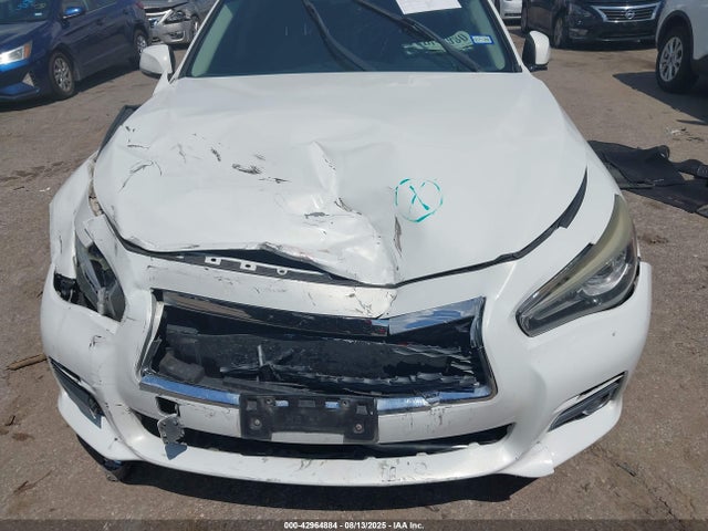 JN1BV7AR5FM393594 Infiniti Q50