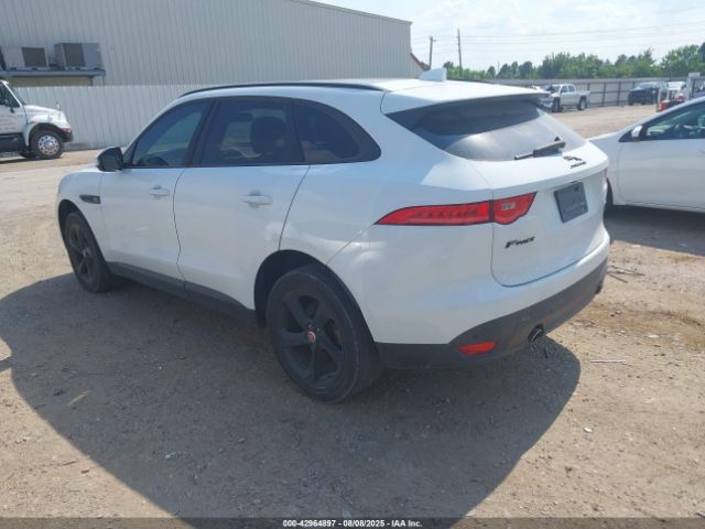2018 JAGUAR F-PACE SADCJ2FX8JA328986 Photo 2