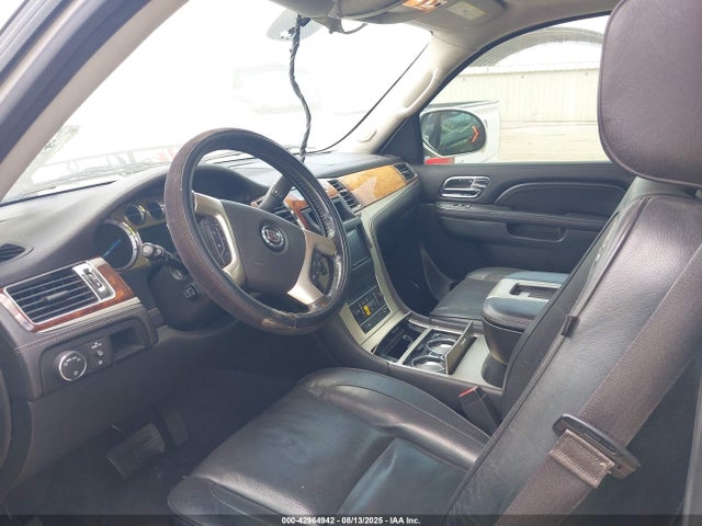 2013 CADILLAC ESCALADE ESV 1GYS4KEF8DR232041 Photo 4