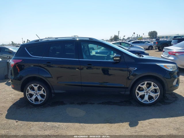 1FMCU9J94JUA24696 Ford 2018