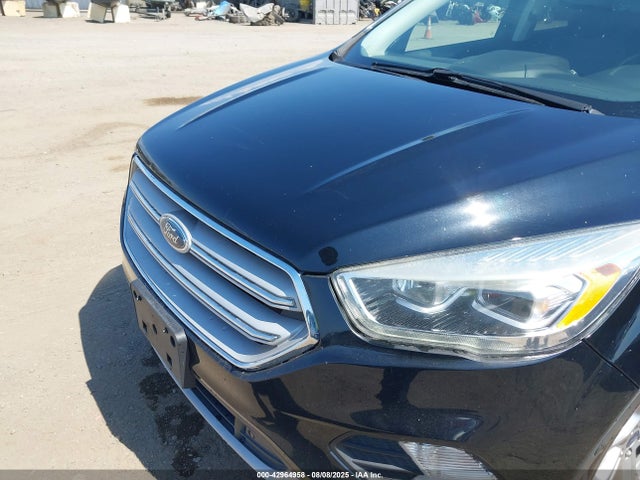 1FMCU9J94JUA24696 Ford 2018