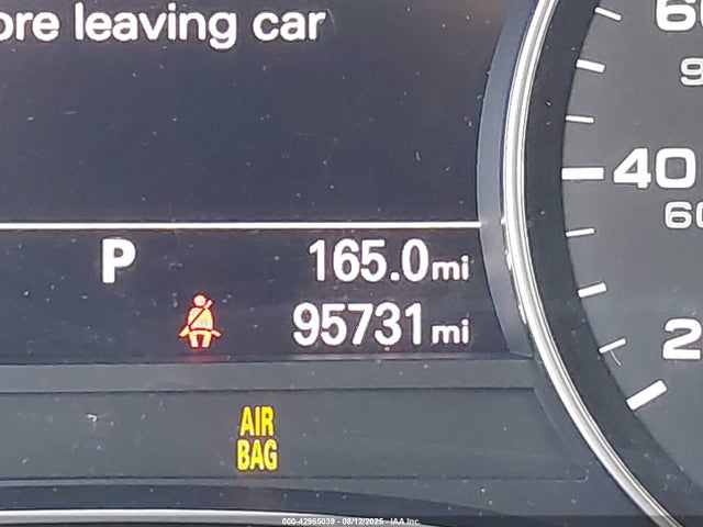 Audi A6 2017 WAUC8AFC9HN002449 Image 16