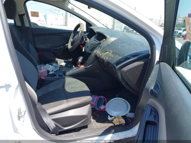 Ford 2014 2014 1FADP3E2XEL224753 Image 5