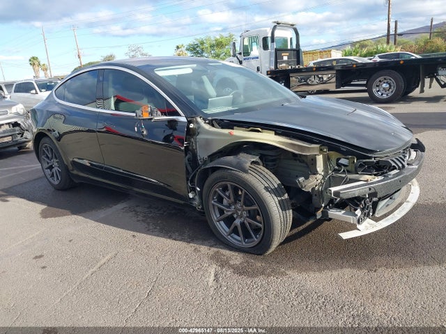 2018 TESLA MODEL 3 5YJ3E1EA1JF173633 Photo 0