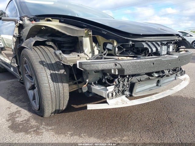 2018 TESLA MODEL 3 5YJ3E1EA1JF173633 Photo 5