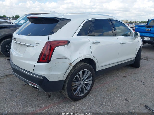 2020 CADILLAC XT5 1GYKNERS5LZ233183 Photo 3