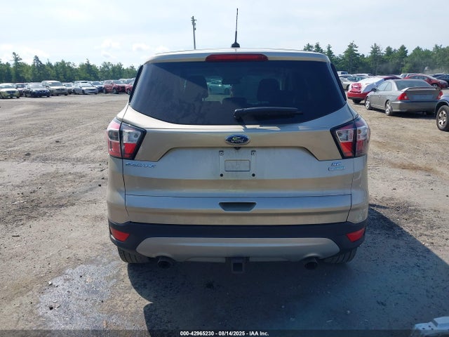 1FMCU9G94HUB93621 Ford Escape