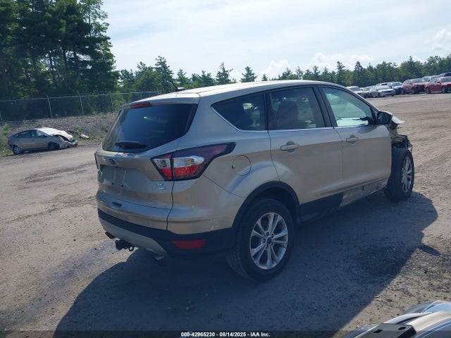 1FMCU9G94HUB93621 Ford Escape