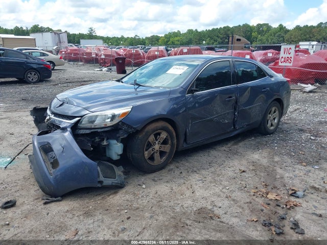 Chevrolet lkw 2015 1G11B5SL3FF326988 Image 2