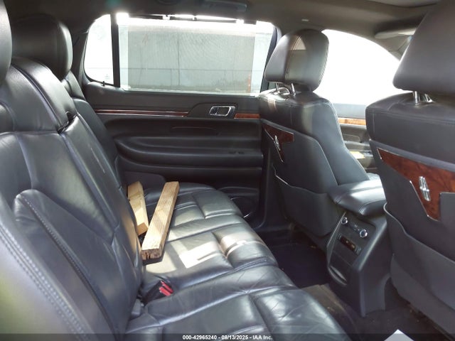 2LMHJ5NK9EBL50269 Lincoln MKT
