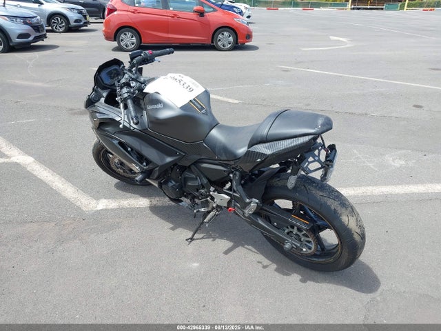 2023 KAWASAKI EX650 ML5EXER17PDA84571 Photo 2