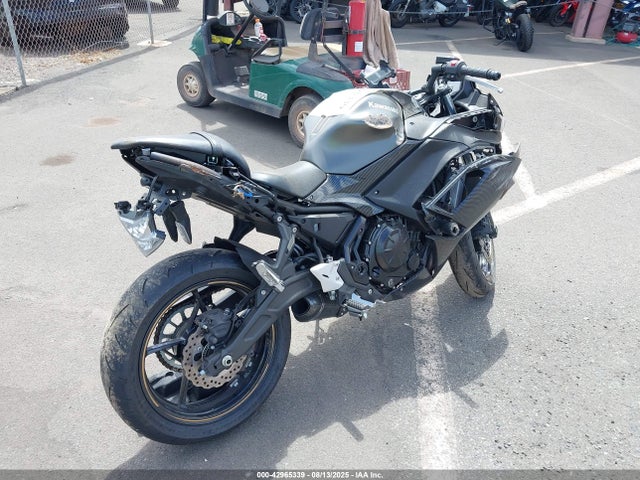 2023 KAWASAKI EX650 ML5EXER17PDA84571 Photo 3