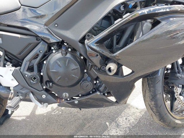 2023 KAWASAKI EX650 ML5EXER17PDA84571 Photo 7