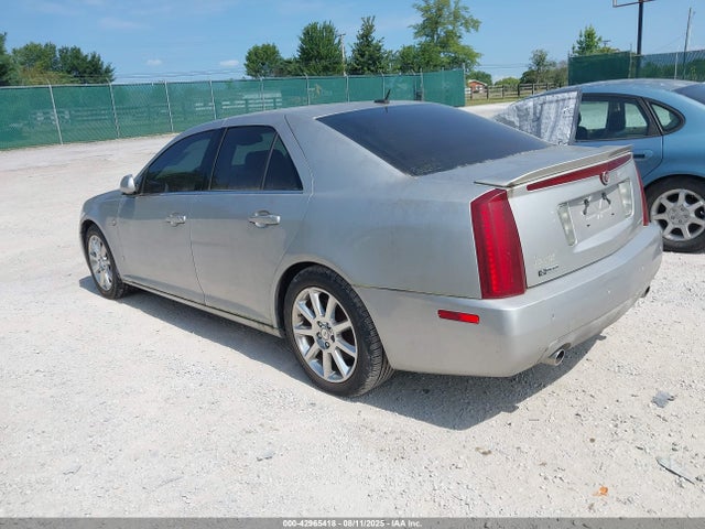2007 CADILLAC STS 1G6DC67A570113918 Photo 2