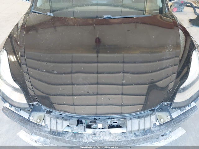 2018 TESLA MODEL 3 5YJ3E1EB3JF183749 Photo 9