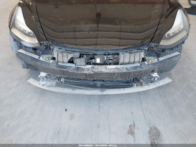 2018 TESLA MODEL 3 5YJ3E1EB3JF183749 Photo 5