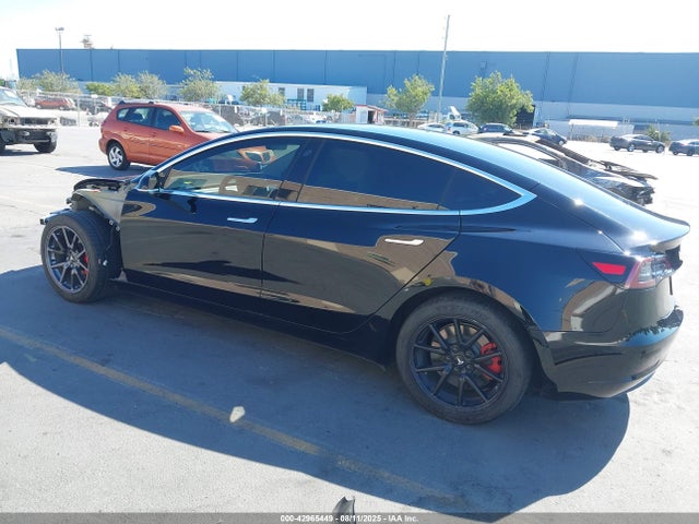 2020 TESLA MODEL 3 5YJ3E1EA4LF634519 Photo 2