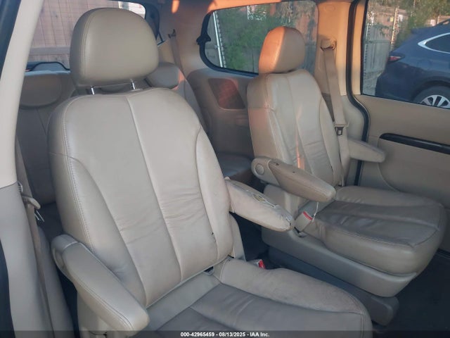 KIA 2014 2014 KNDMH4C71E6562813 Image 8