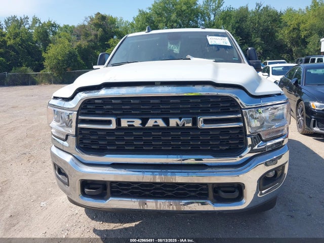 3C6UR5DL9RG266755 RAM 2500