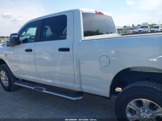 3C6UR5DL9RG266755 RAM 2500