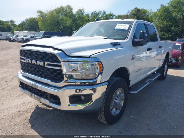 3C6UR5DL9RG266755 RAM 2500