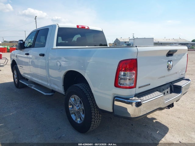 3C6UR5DL9RG266755 RAM 2500