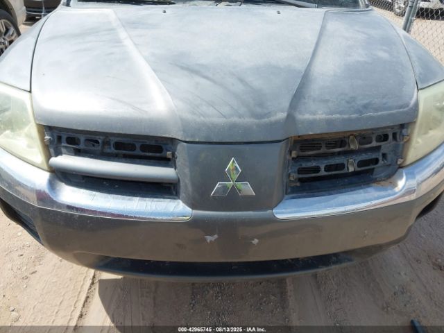 2004 MITSUBISHI ENDEAVOR 4A4MM31S64E107725 Photo 5