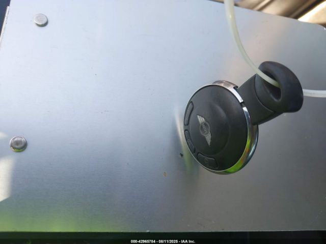 2012 MINI COOPER WMWSU3C57CT261972 Photo 10