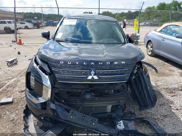 Mitsubishi Outlander 2024 JA4J3VA82RZ035039 Image 11