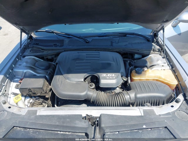 Dodge Challenger 2018 2C3CDZAG8JH258916 Image 10