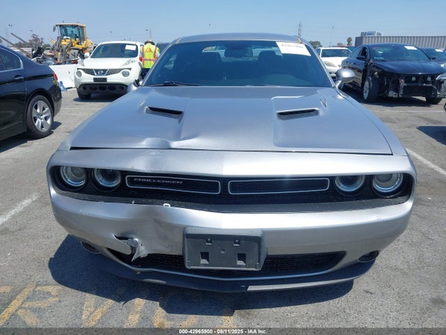 Dodge Challenger 2018 2C3CDZAG8JH258916 Image 12