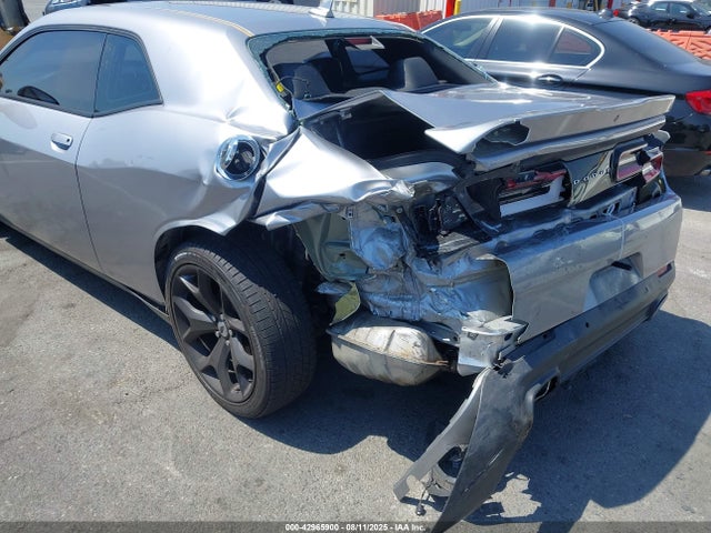 Dodge Challenger 2018 2C3CDZAG8JH258916 Image 18
