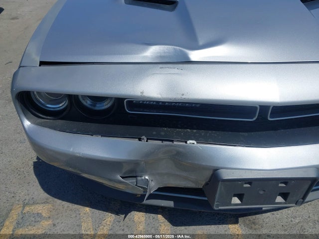 Dodge Challenger 2018 2C3CDZAG8JH258916 Image 19