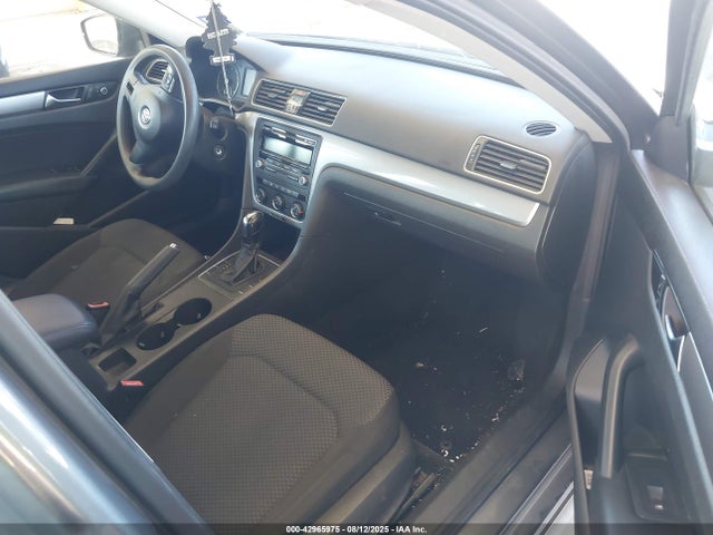 Volkswagen Passat 2014 1VWAP7A38EC008027 Image 5
