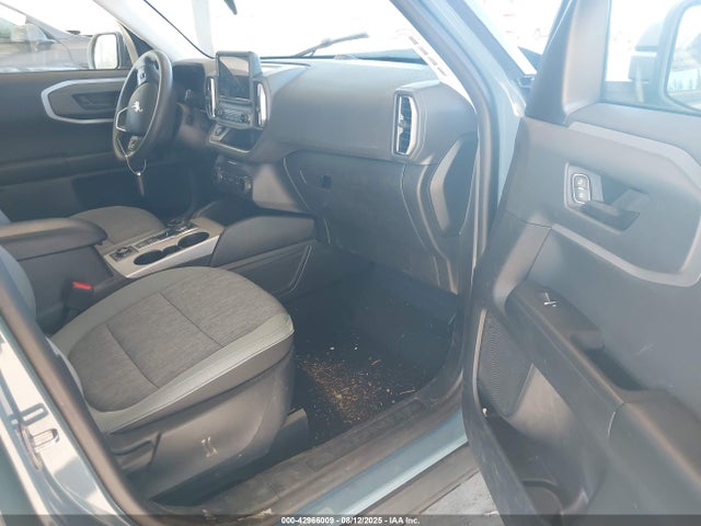 3FMCR9B6XNRE14771 Ford dragon