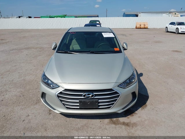 KMHD74LF6HU391997 Hyundai Elantra