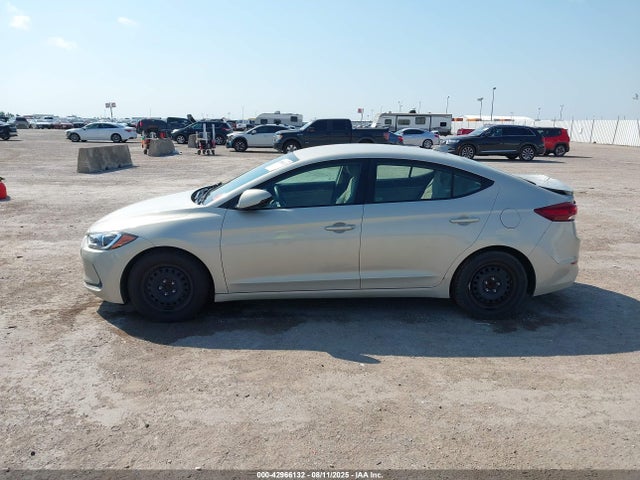 KMHD74LF6HU391997 Hyundai Elantra