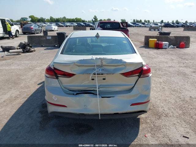 KMHD74LF6HU391997 Hyundai Elantra